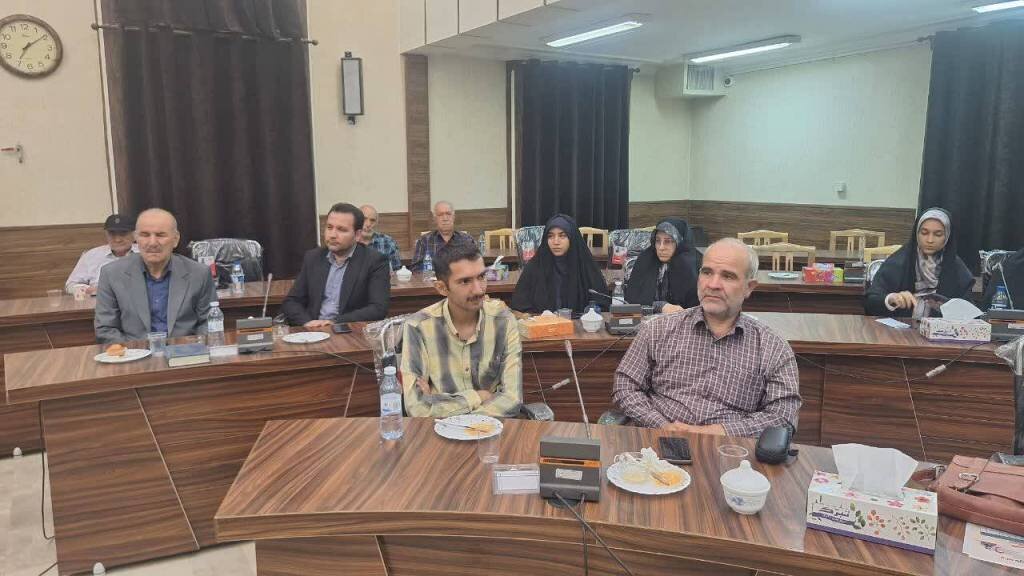 برگزاری شب شعر «ایثار، مقاومت و اقتدار» در عجبشیر