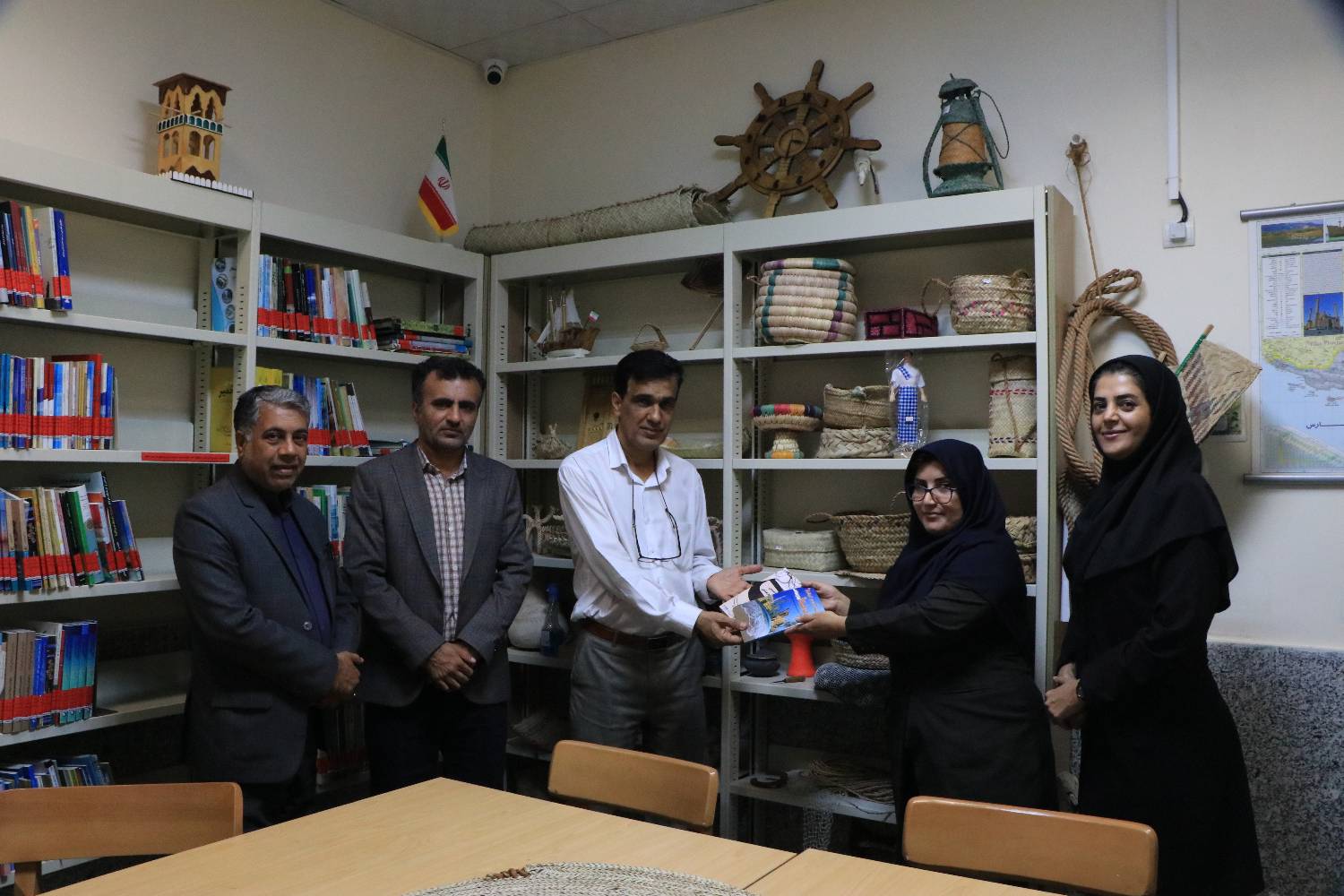 «نشستهای کتابخوان» فرصتی ارزشمند برای گسترش فرهنگ مطالعه و الگوسازی در میان اقشار مختلف جامعه است