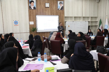 دومین روز از دوره آموزشی بوت کمپ «طراحی خدمات برای نوجوانان» به میزبانی استان خراسان رضوی