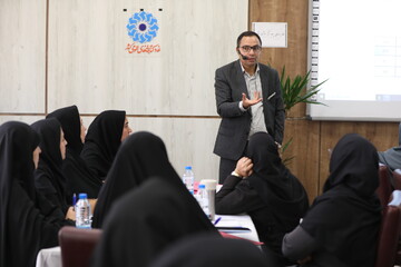 دومین روز از دوره آموزشی بوت کمپ «طراحی خدمات برای نوجوانان» به میزبانی استان خراسان رضوی