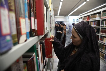 بازدید کتابداران برگزیده بوت کمپ  از کتابخانه مرکزی آستان قدس رضوی مشهد