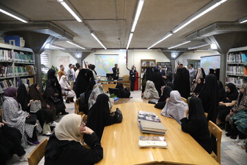 بازدید کتابداران برگزیده بوت کمپ  از کتابخانه مرکزی آستان قدس رضوی مشهد