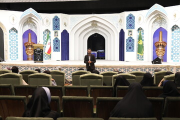 بازدید کتابداران برگزیده بوت کمپ  از کتابخانه مرکزی آستان قدس رضوی مشهد