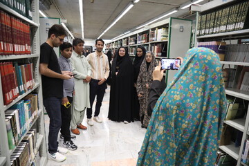 بازدید کتابداران برگزیده بوت کمپ  از کتابخانه مرکزی آستان قدس رضوی مشهد