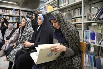 بازدید کتابداران برگزیده بوت کمپ  از کتابخانه مرکزی آستان قدس رضوی مشهد