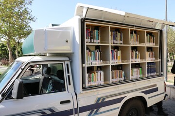 افتتاح سه کتابخانه سیار با حضور دبیرکل نهاد