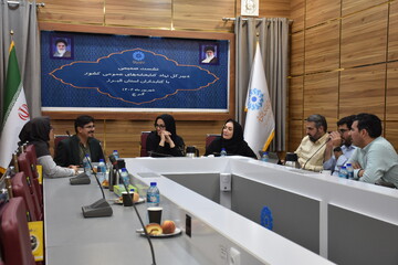 دیدار صمیمی دبیرکل نهاد با کتابداران البرز در دهمین سفر استانی