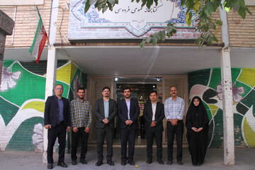 بازدید معاونین نهاد کتابخانه‌های عمومی کشور از کتابخانه فردوسی شهرستان مشهد