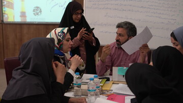 پنجمین روز از دوره آموزشی بوت کمپ «طراحی خدمات برای نوجوانان» به میزبانی استان خراسان رضوی