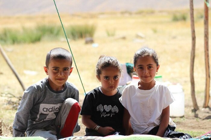 کتاب، مهمان چادرهای کودکان عشایر سیلوانای ارومیه شد