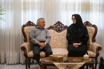 نخستین ملاقات از سلسله برنامه‌های فرهنگی «دیدار ماه»