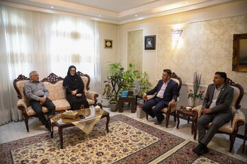 نخستین ملاقات از سلسله برنامه‌های فرهنگی «دیدار ماه»