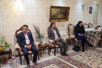 نخستین ملاقات از سلسله برنامه‌های فرهنگی «دیدار ماه»