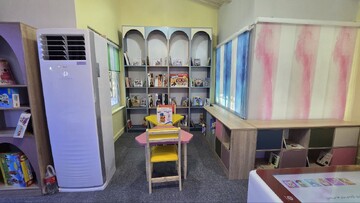 بازگشایی کتابخانه پروین