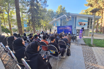 بازگشایی کتابخانه پروین