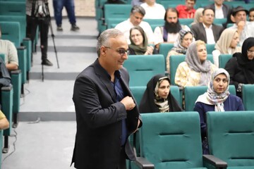 رونمایی کتاب