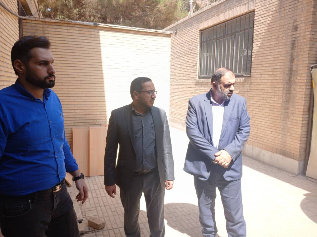 بازدید مدیرکل امور عمرانی نهاد کتابخانه‌های عمومی کشور از کتابخانه‌های استان البرز