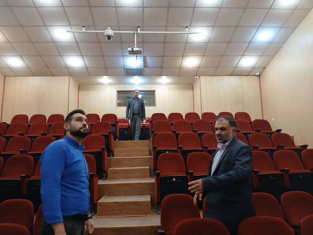 بازدید مدیرکل امور عمرانی نهاد کتابخانه‌های عمومی کشور از کتابخانه‌های استان البرز