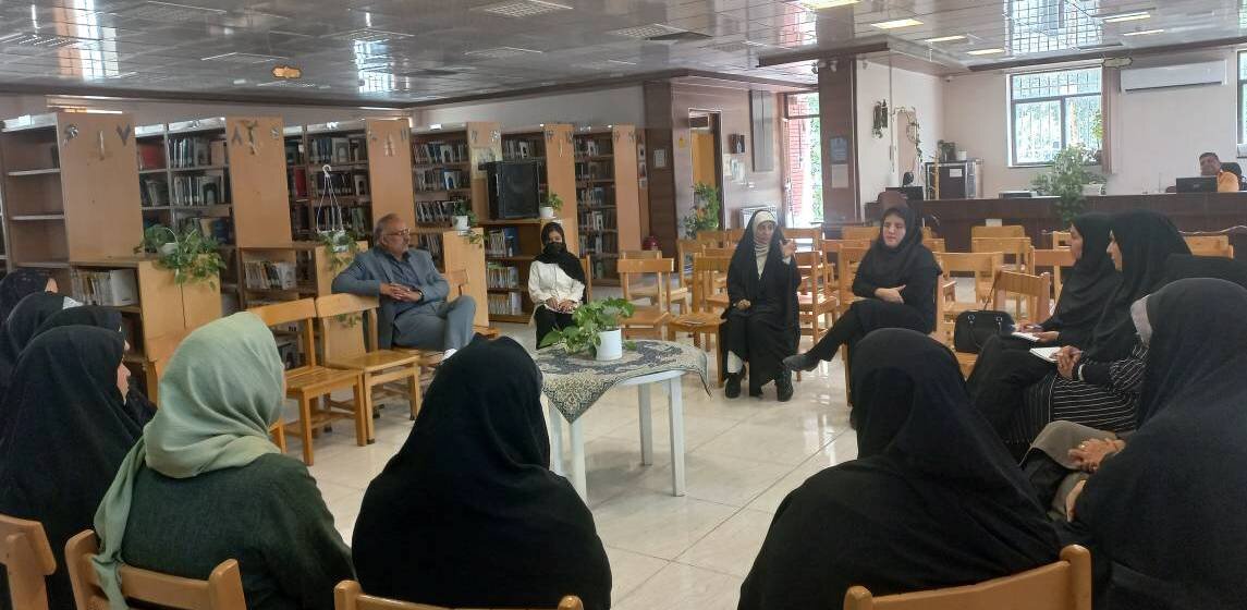 کارگاه «چالشهای والدین و دانشآموزان در شروع سال تحصیلی» برگزار شد