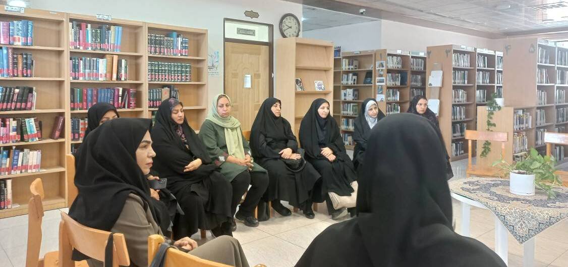 کارگاه «چالشهای والدین و دانشآموزان در شروع سال تحصیلی» برگزار شد