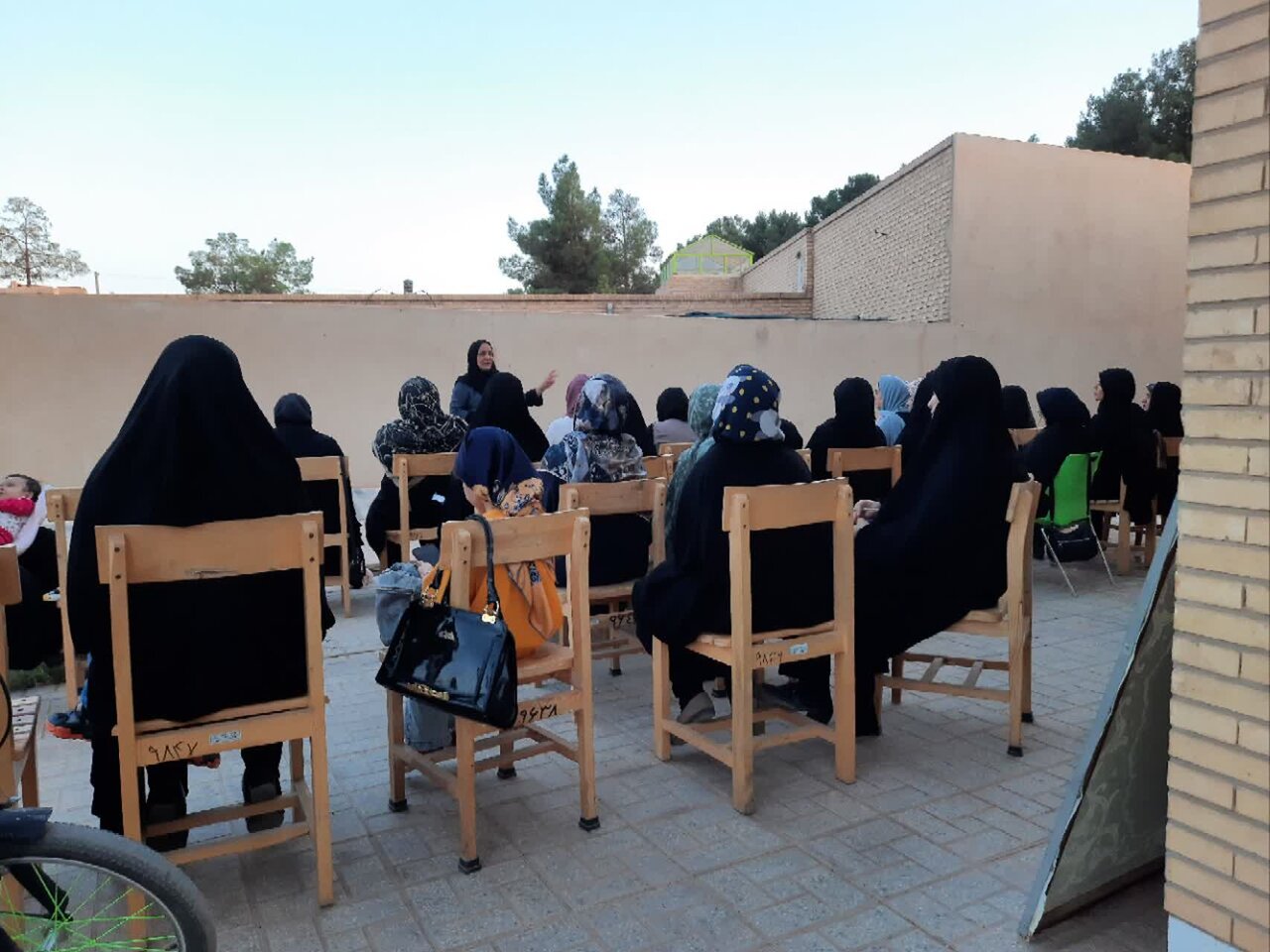 سلسله جلسات پاتوق کتابخوانی در کتابخانه‌های شهرستان اشکذر برگزار می‌شود