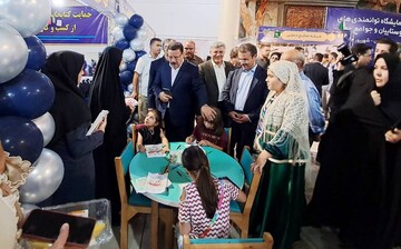 نمایشگاه توانمندی های روستاییان آذربایجان شرقی