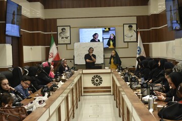 برگزرای کارگاه آموزشی فن بیان و اجرای قصه گویی در آذربایجان شرقی