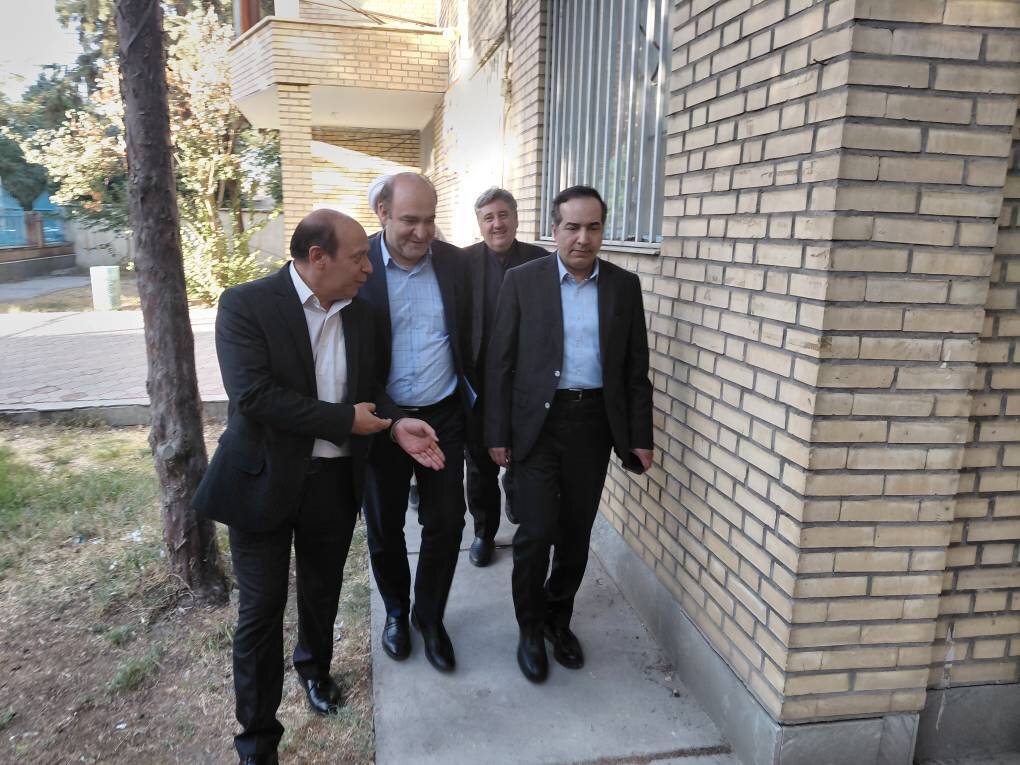 معاون توسعه مدیریت و منابع وزارت فرهنگ و ارشاد اسلامی از پروژه‌های فرهنگی بناب بازدید کرد