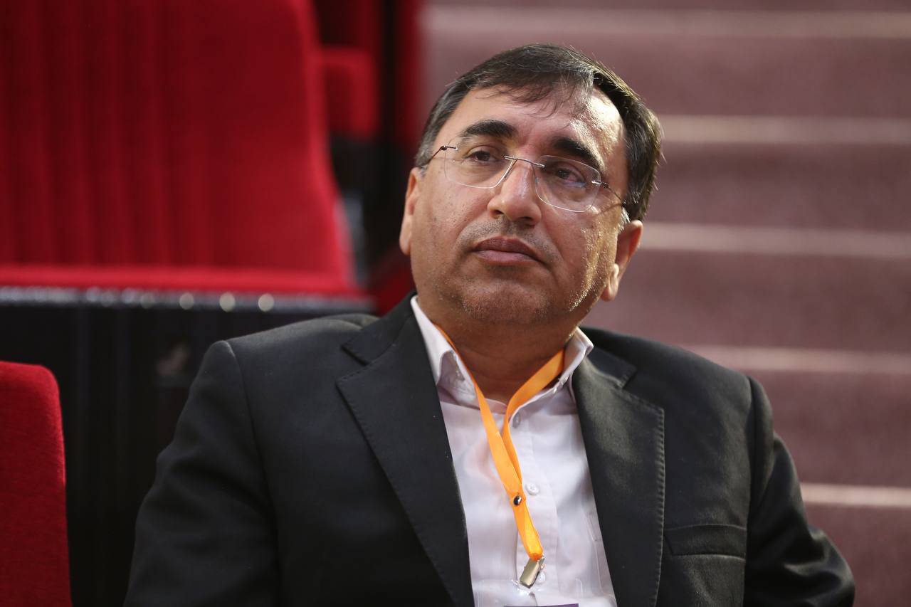 سیامک محبوب: قصه ایران به روایت ۹۰ میلیون قصهگو ادامه دارد