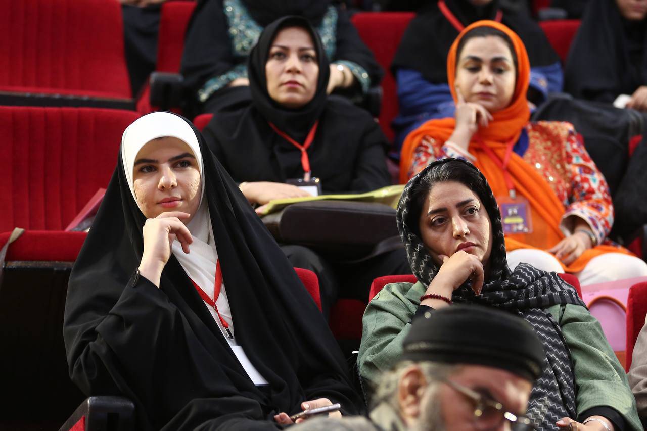 سیامک محبوب: قصه ایران به روایت ۹۰ میلیون قصهگو ادامه دارد