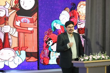 سیامک محبوب: قصه ایران به روایت ۹۰ میلیون قصه‌گو ادامه دارد