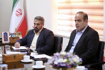 دیدار صمیمی آزاده نظربلند دبیرکل نهاد با کتابداران آذربایجان غربی