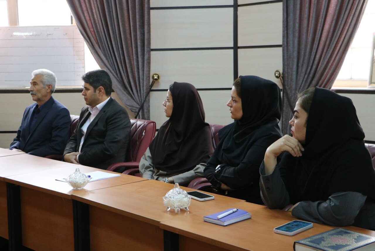 توسعه کتابخوانی از موضوعات کلیدی حوزه فرهنگی حصار گرمخان است