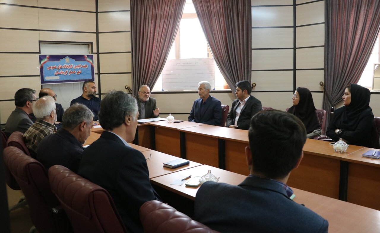 توسعه کتابخوانی از موضوعات کلیدی حوزه فرهنگی حصار گرمخان است