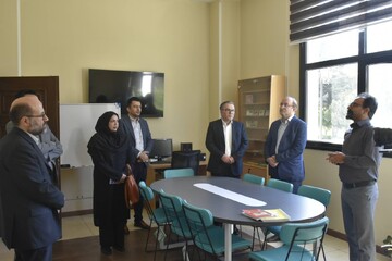 بازدید رئیس سازمان اسناد و کتابخانه ملی ایران از کتابخانه مرکزی تبریز