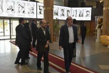 بازدید رئیس سازمان اسناد و کتابخانه ملی ایران از کتابخانه مرکزی تبریز