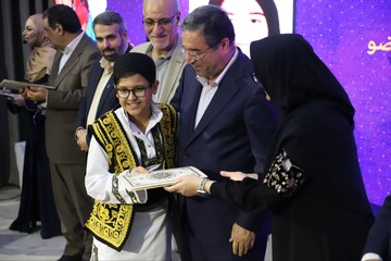 اختتامیه سومین دوسالانه قصه گویی نهال امید