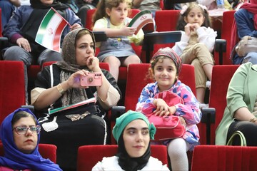 اختتامیه سومین دوسالانه قصه گویی نهال امید