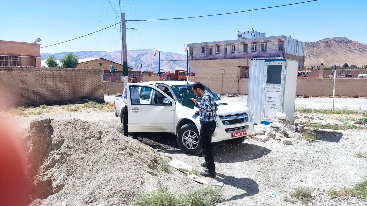 کارشناسان فنی سازمان مدیریت و برنامه‌ریزی و مسکن و شهرسازی از پروژه کتابخانه گراب کوهدشت بازدید کردند