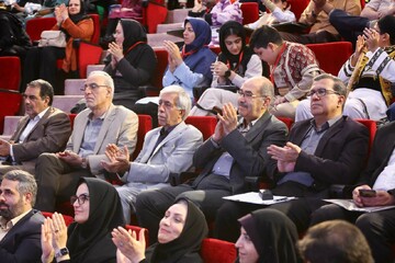 اختتامیه سومین دوسالانه قصه‌گویی «نهال امید»