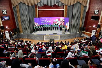 اختتامیه سومین دوسالانه قصه‌گویی «نهال امید»