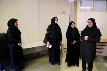 بازدید دبیرکل نهاد از کتابخانه مرکزی ارومیه