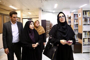 بازدید دبیرکل نهاد از کتابخانه مرکزی ارومیه