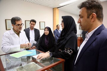 بازدید دبیرکل نهاد از کتابخانه مرکزی ارومیه