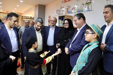 افتتاح بخش کودک و نوجوان و فضای کار اشتراکی کتابخانه مرکزی ارومیه