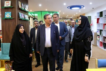 افتتاح بخش کودک و نوجوان و فضای کار اشتراکی کتابخانه مرکزی ارومیه