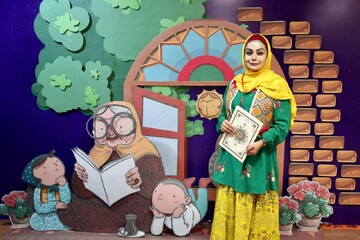 تقدیر از برگزیدگان سومین دوسالانه قصه گویی نهال امید