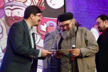 تقدیر از برگزیدگان سومین دوسالانه قصه گویی نهال امید