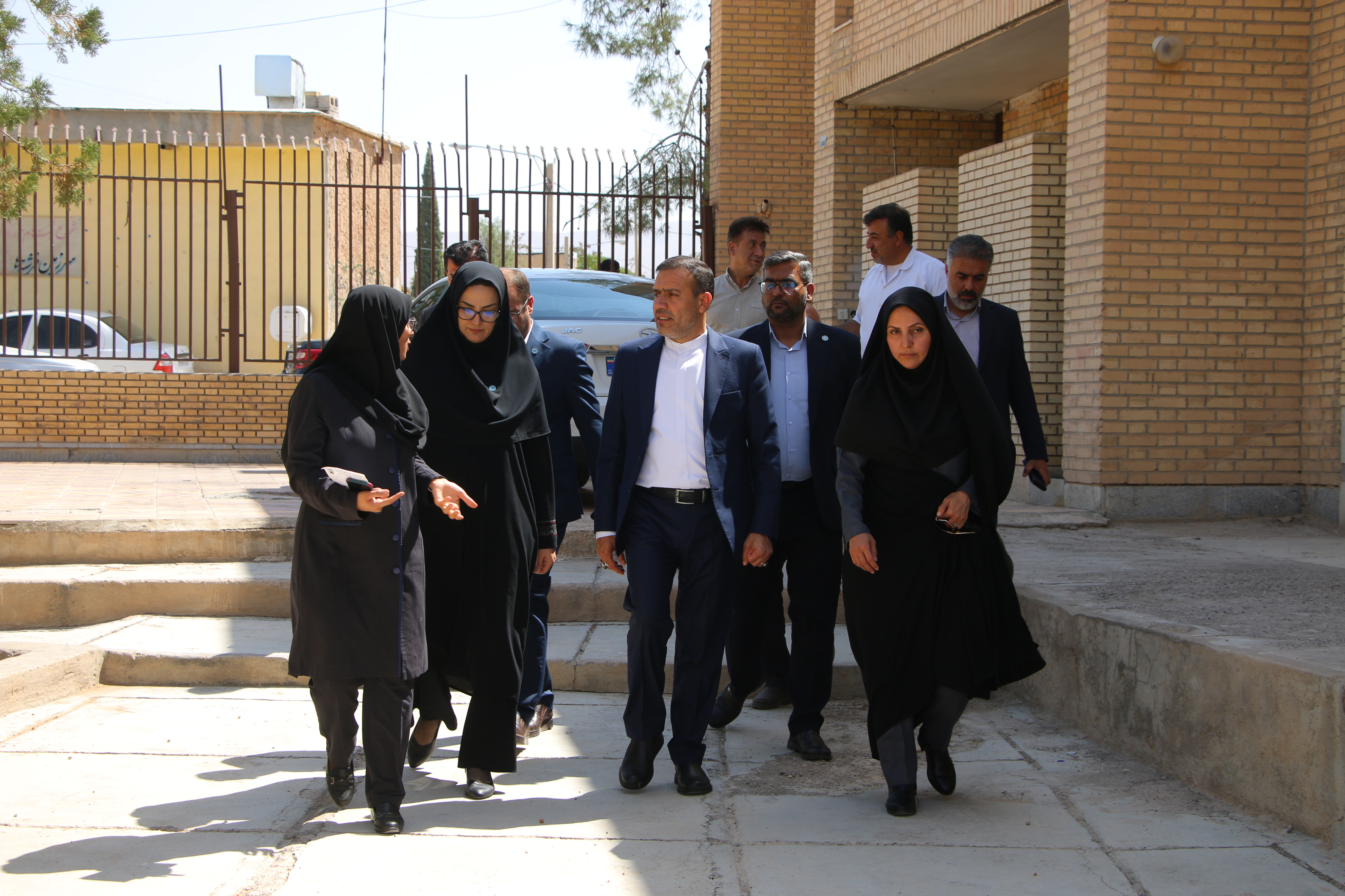 بازدید دبیرکل نهاد از کتابخانه‌های علامه طباطبایی سروستان و شهدای طاحونه شهرستان خفر