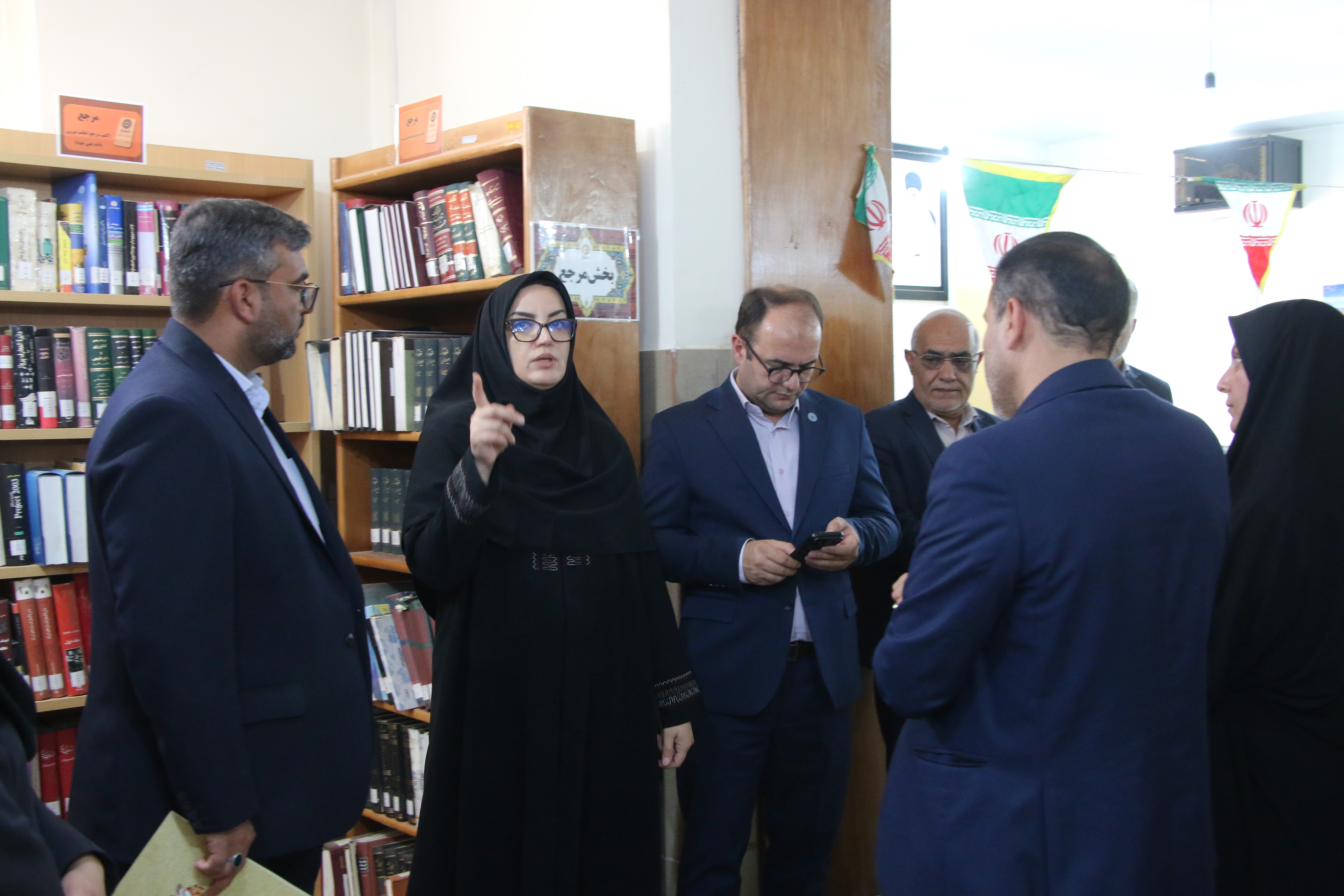 بازدید دبیرکل نهاد از کتابخانههای علامه طباطبایی سروستان و شهدای طاحونه شهرستان خفر